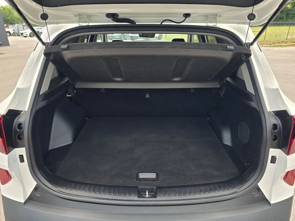Used 2022 Snow White Pearl Kia SX image 26