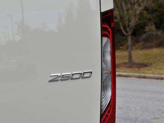 New 2026 Pebble Gray Mercedes-Benz Crew 144 WB image 40