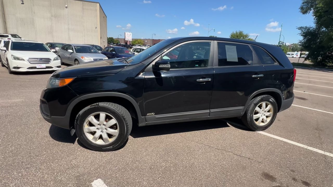2011 Kia Sorento LX photo 4