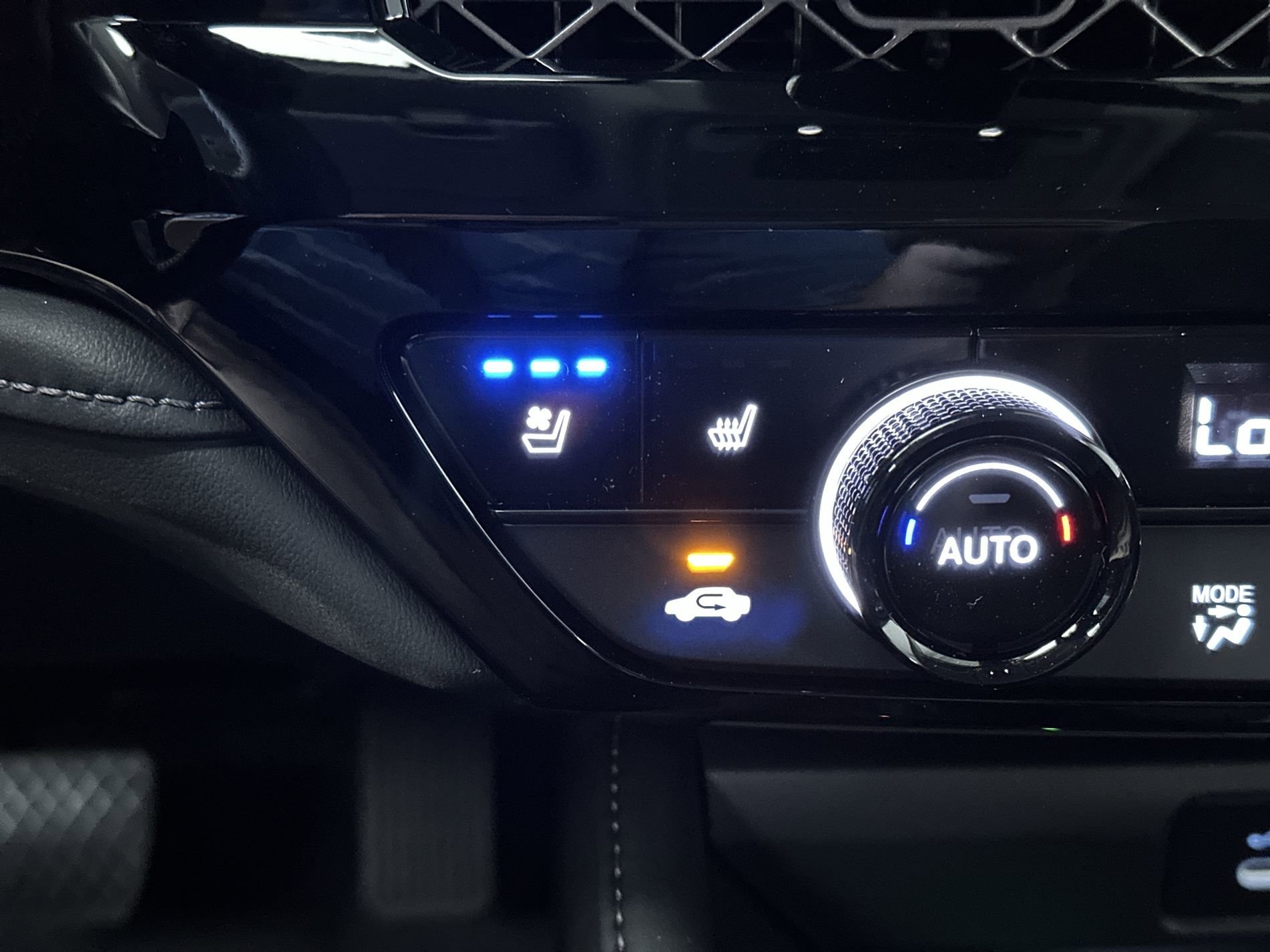 New 2026 Platinum White Pearl Honda Touring image 20