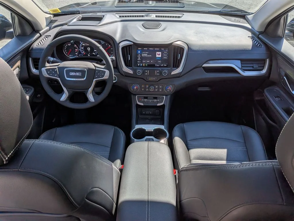 Used 2024 Black GMC Denali image 27