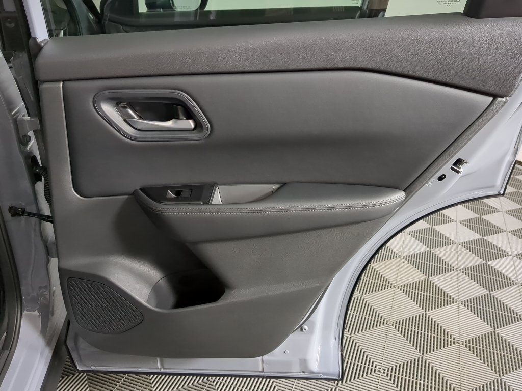 New 2026 Boulder Gray Pearl Nissan SV image 22