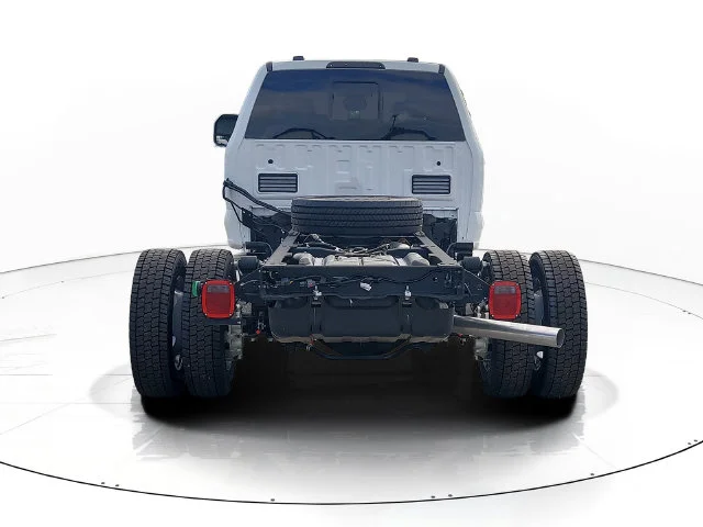 New 2026 Oxford White Ford XL image 6
