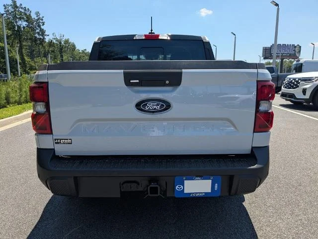 New 2026 Space White Metallic Ford Lariat image 37