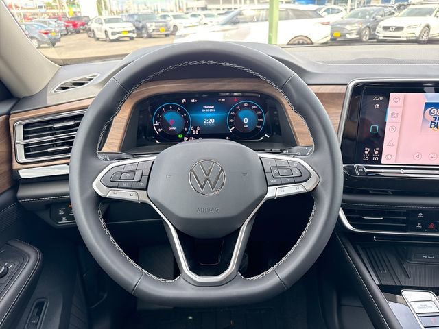 New 2026 Deep Black Pearl Volkswagen 2.0T SE w/Technology image 20