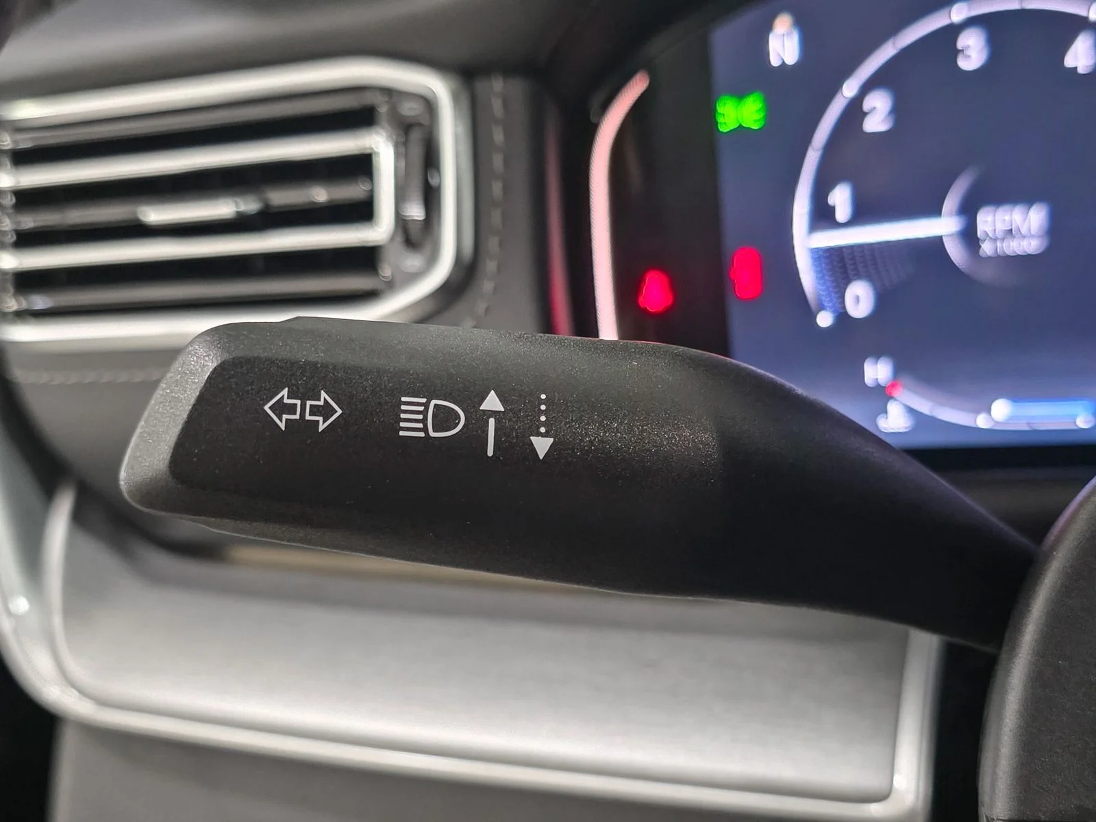 New 2026 High Gloss Black Jeep Limited Reserve image 40