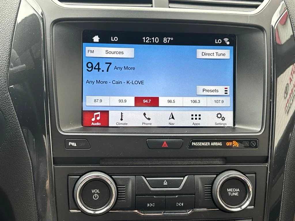 Used 2018 White Ford XLT image 13