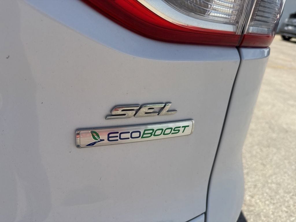 Used 2013 White Platinum Ford SEL image 6