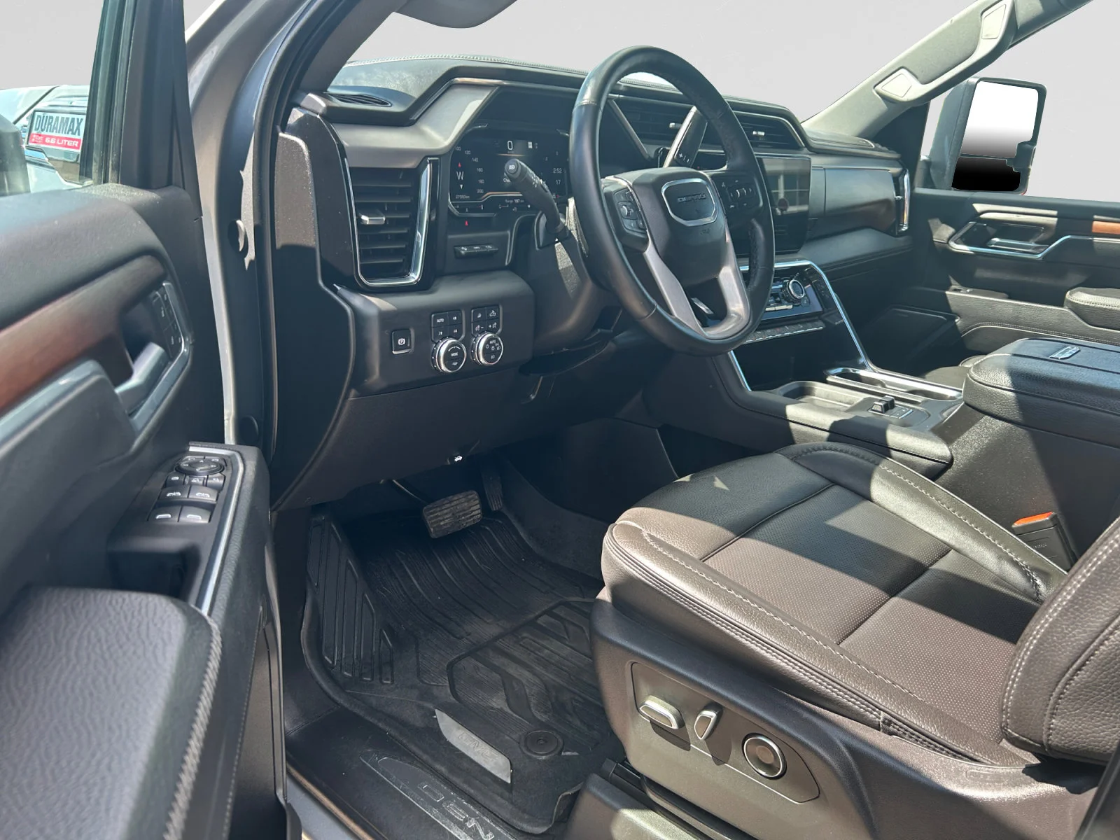 Used 2025 Gray GMC Denali Crew 6.6L DIESEL Leather Sunroof Nav 5th Wheel Prep Package image 13
