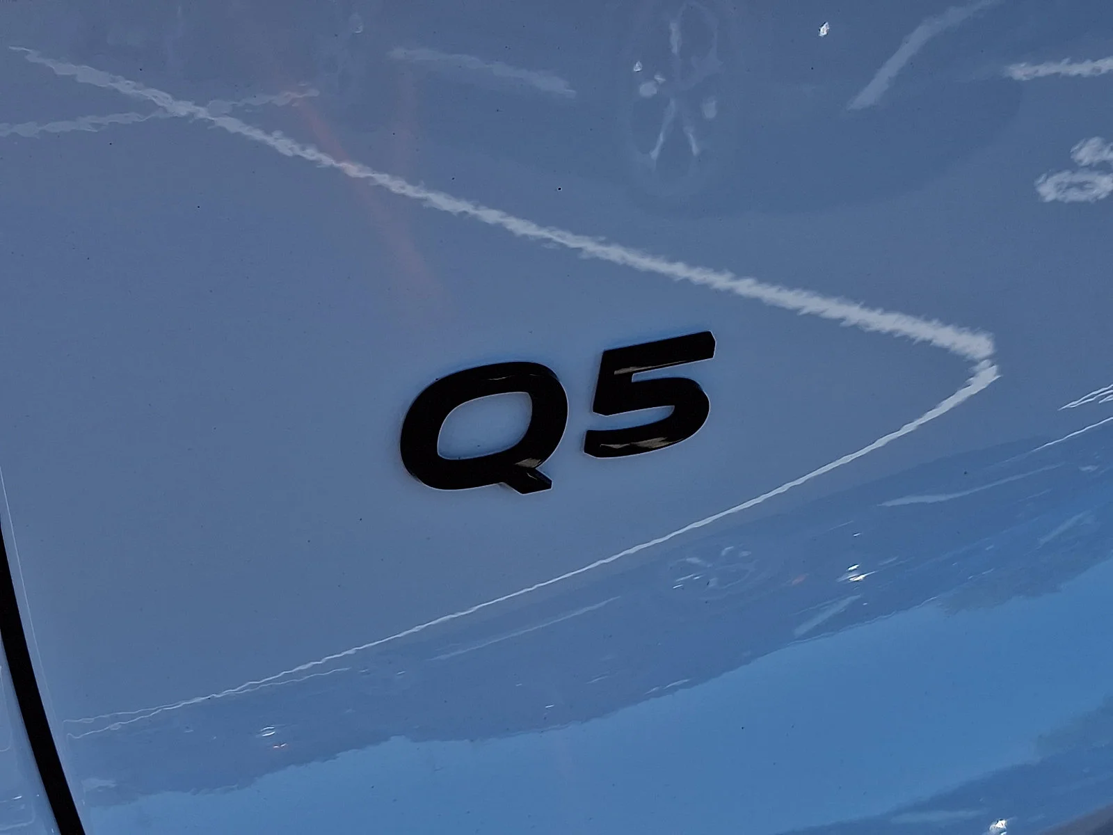 Certified Used 2025 Arkona White   Z9z9 Audi Premium image 29