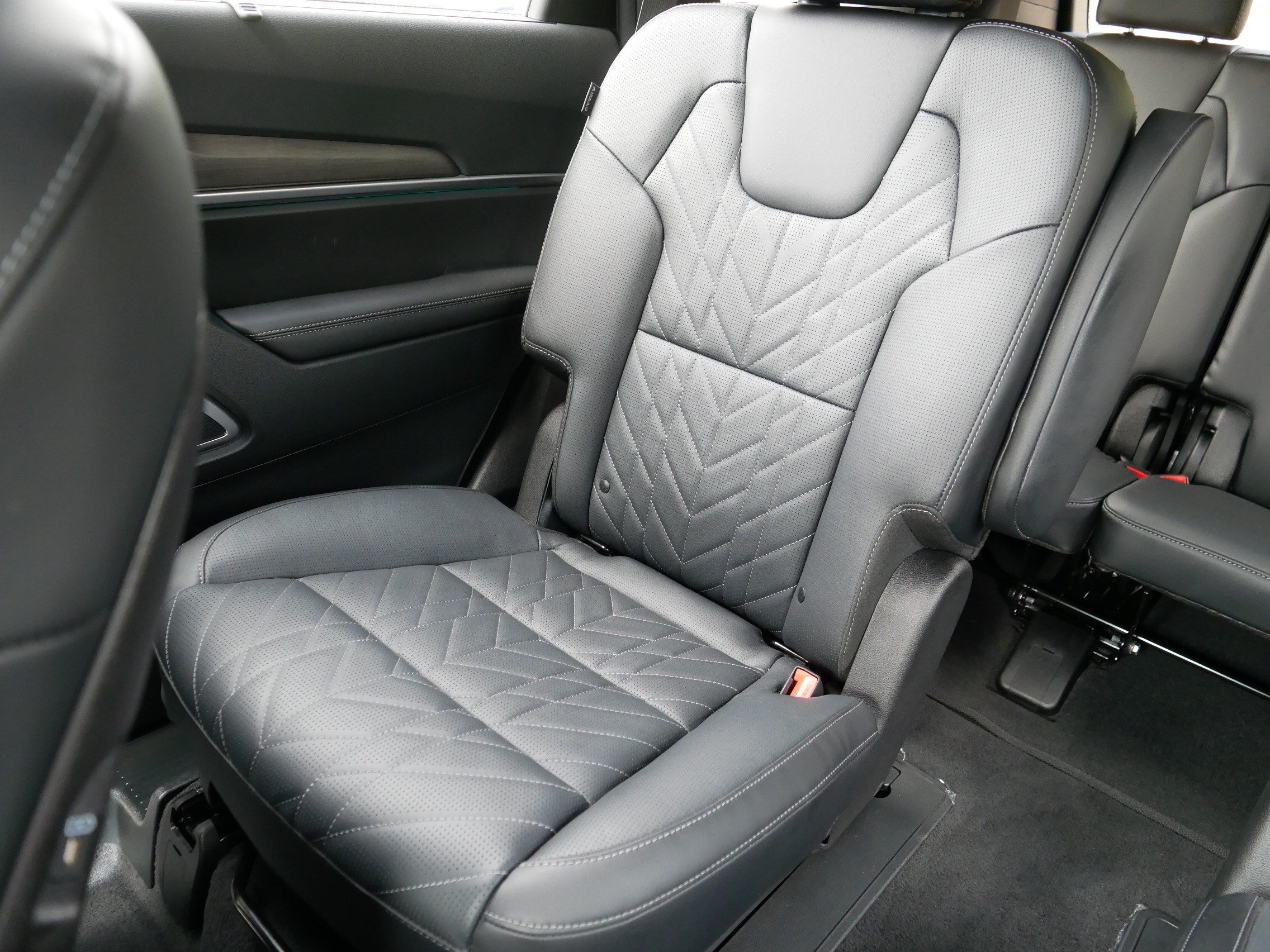 Used 2025 Ebony Black Kia SX-Prestige X-Line image 12