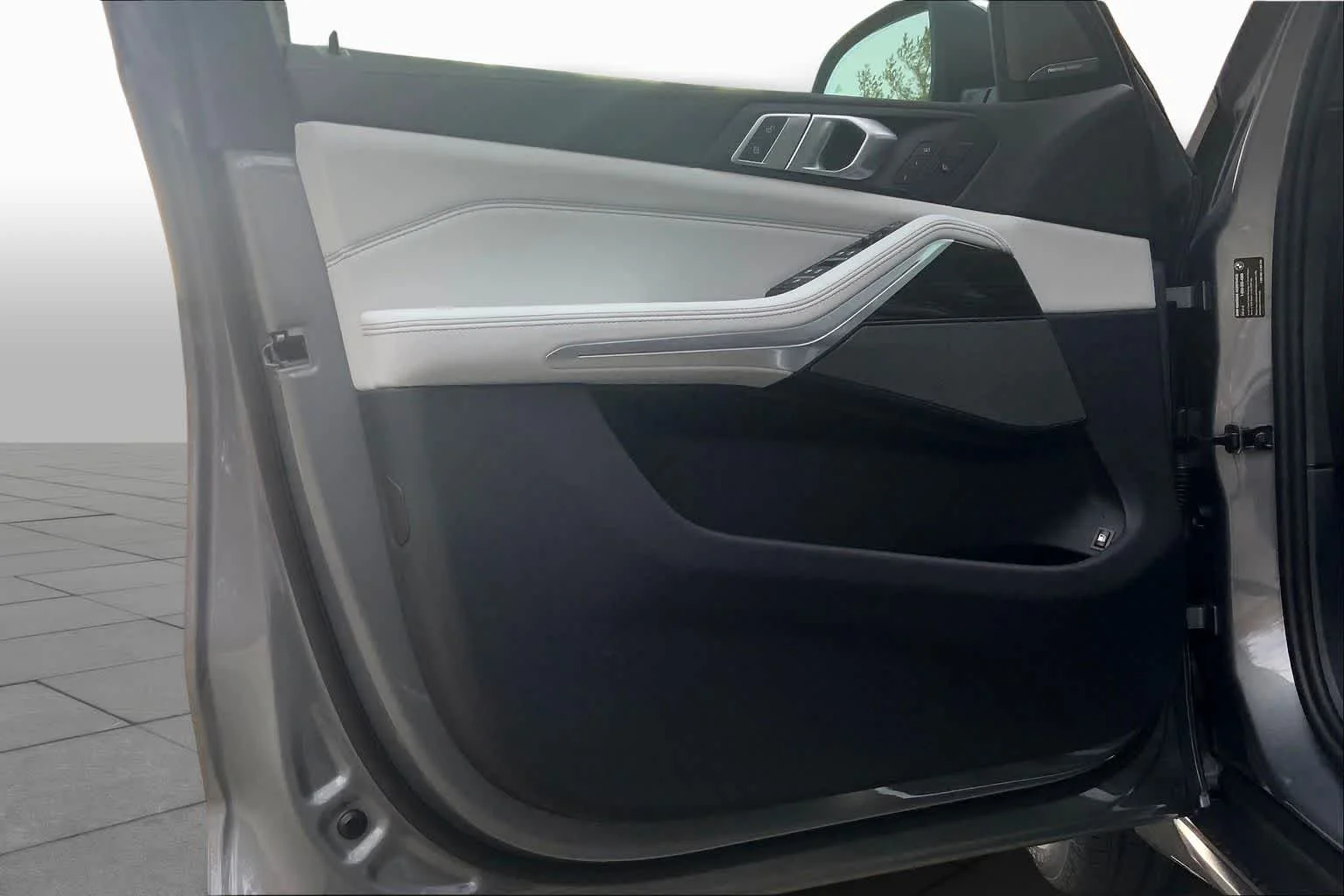 2026 BMW X5 50e - Photo 10