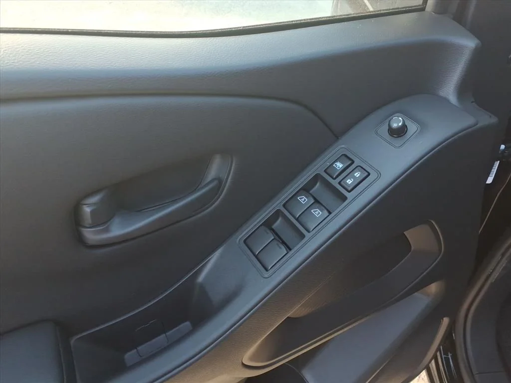 2026 Nissan Frontier SV - Photo 14