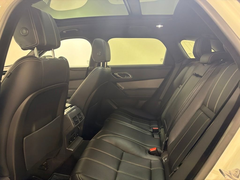 Used 2019 Fuji White Land Rover S image 22