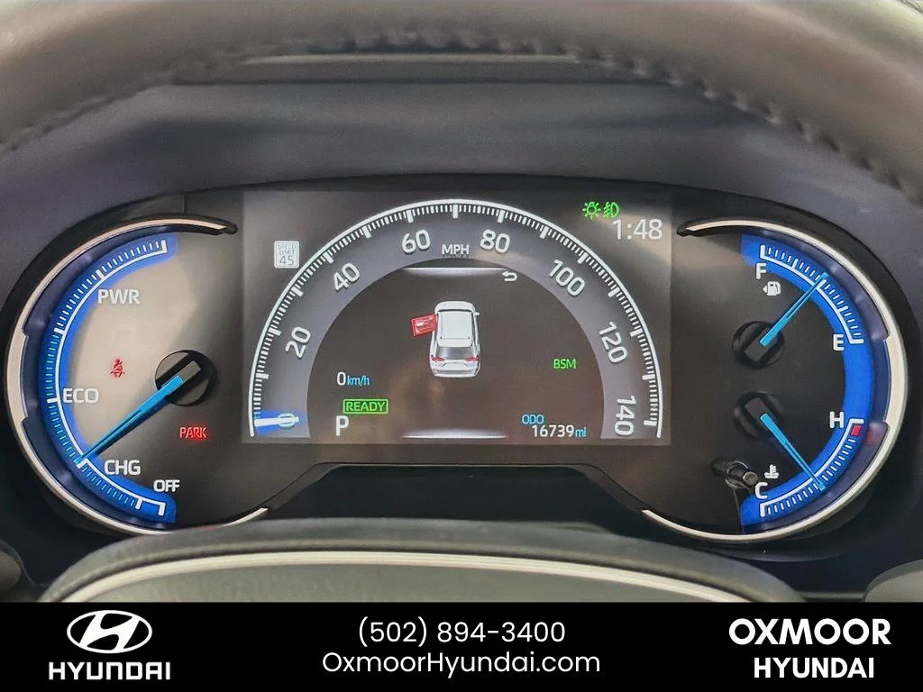 Used 2025 Wind Chill Pearl Toyota Hybrid XLE Premium image 12