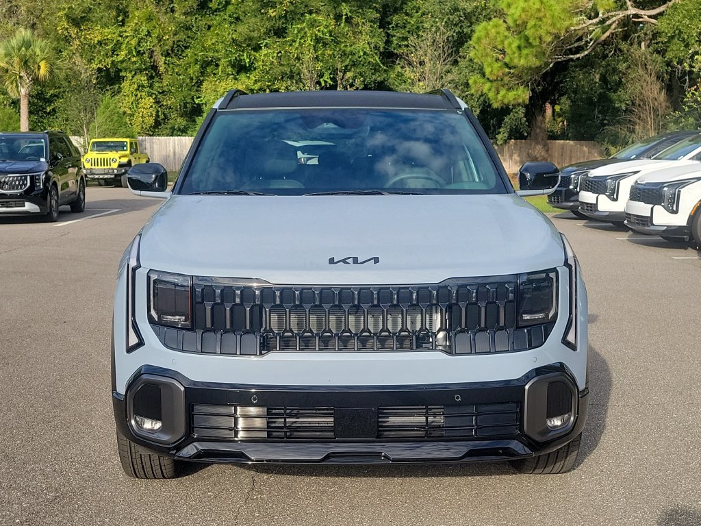 New 2027 Pale Gray Kia X-Line SX image 2