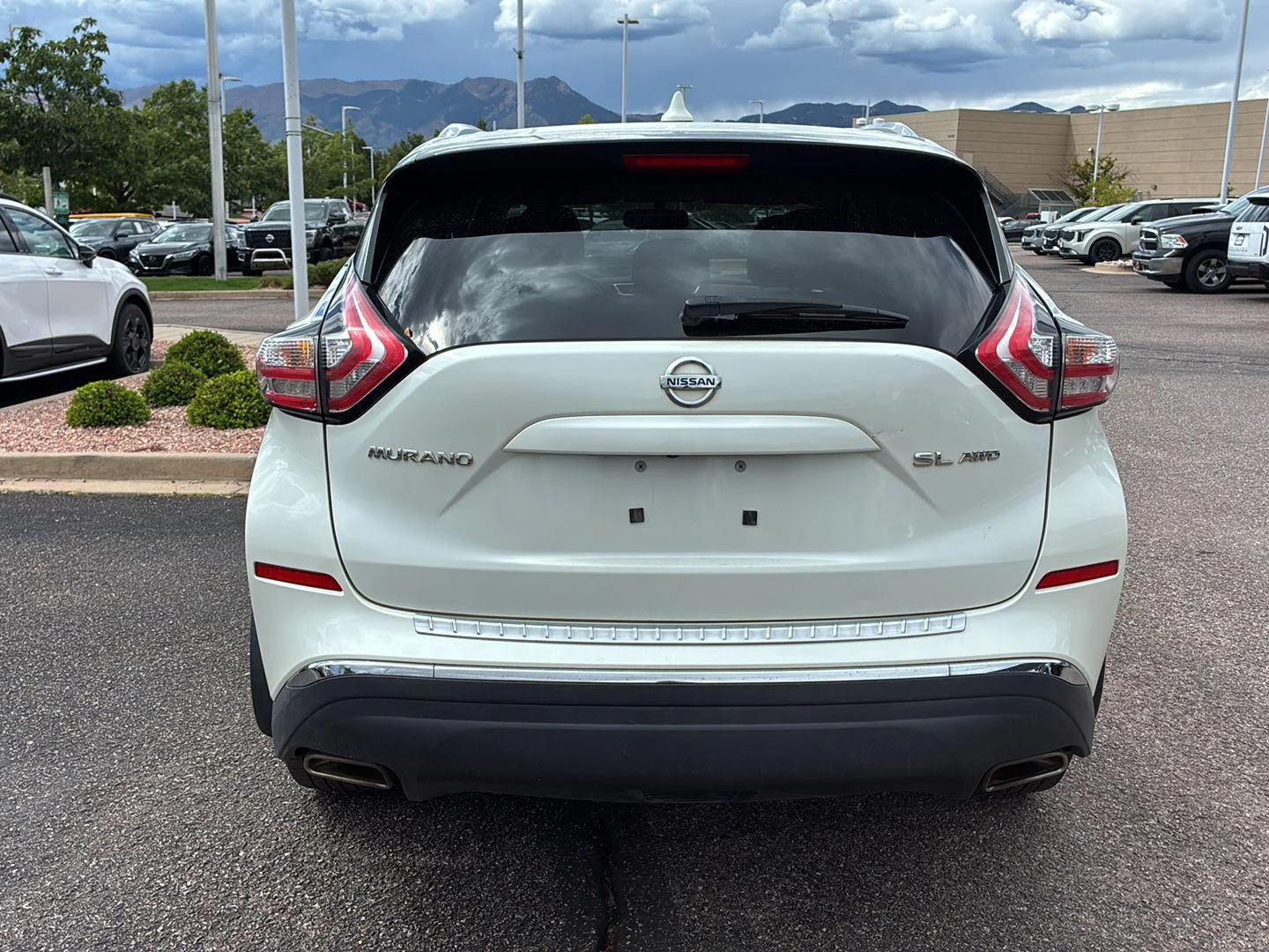 Used 2017 Pearl White Nissan SL image 16
