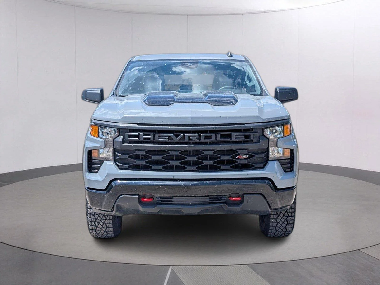 Used 2025 Slate Gray Metallic Chevrolet Custom Trail Boss image 10