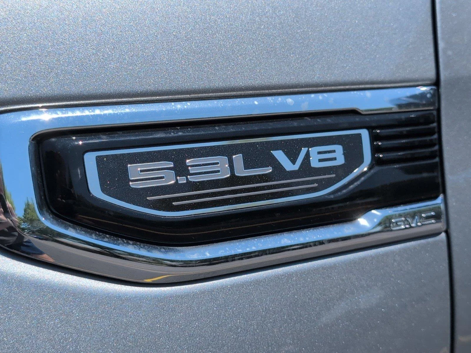 New 2026 Sterling Metallic GMC SLT image 35