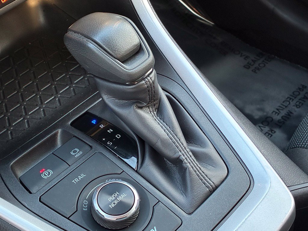 Used 2025 Silver Toyota LE image 25