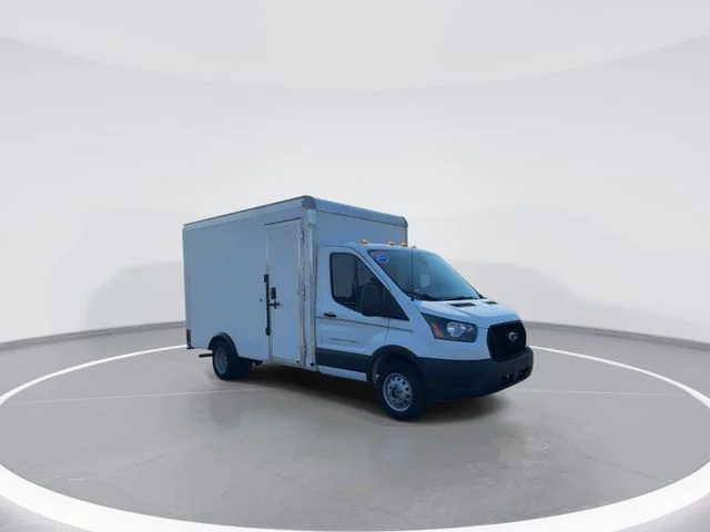 Used 2022 White Ford  image 1