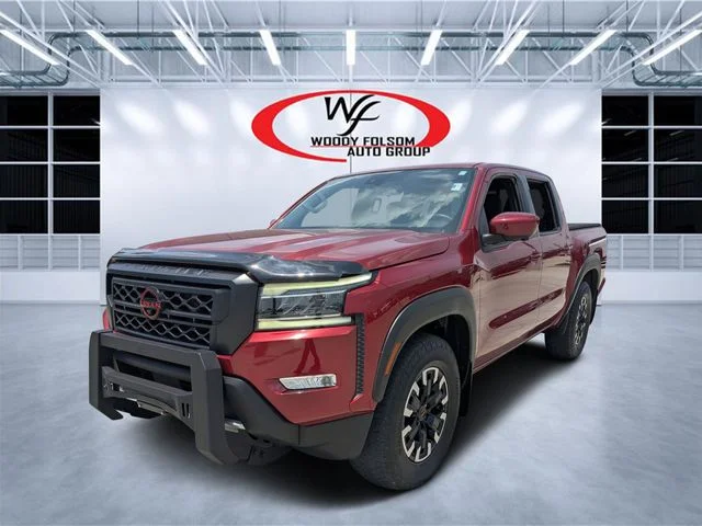 Used 2022 Red Nissan PRO-X image 7
