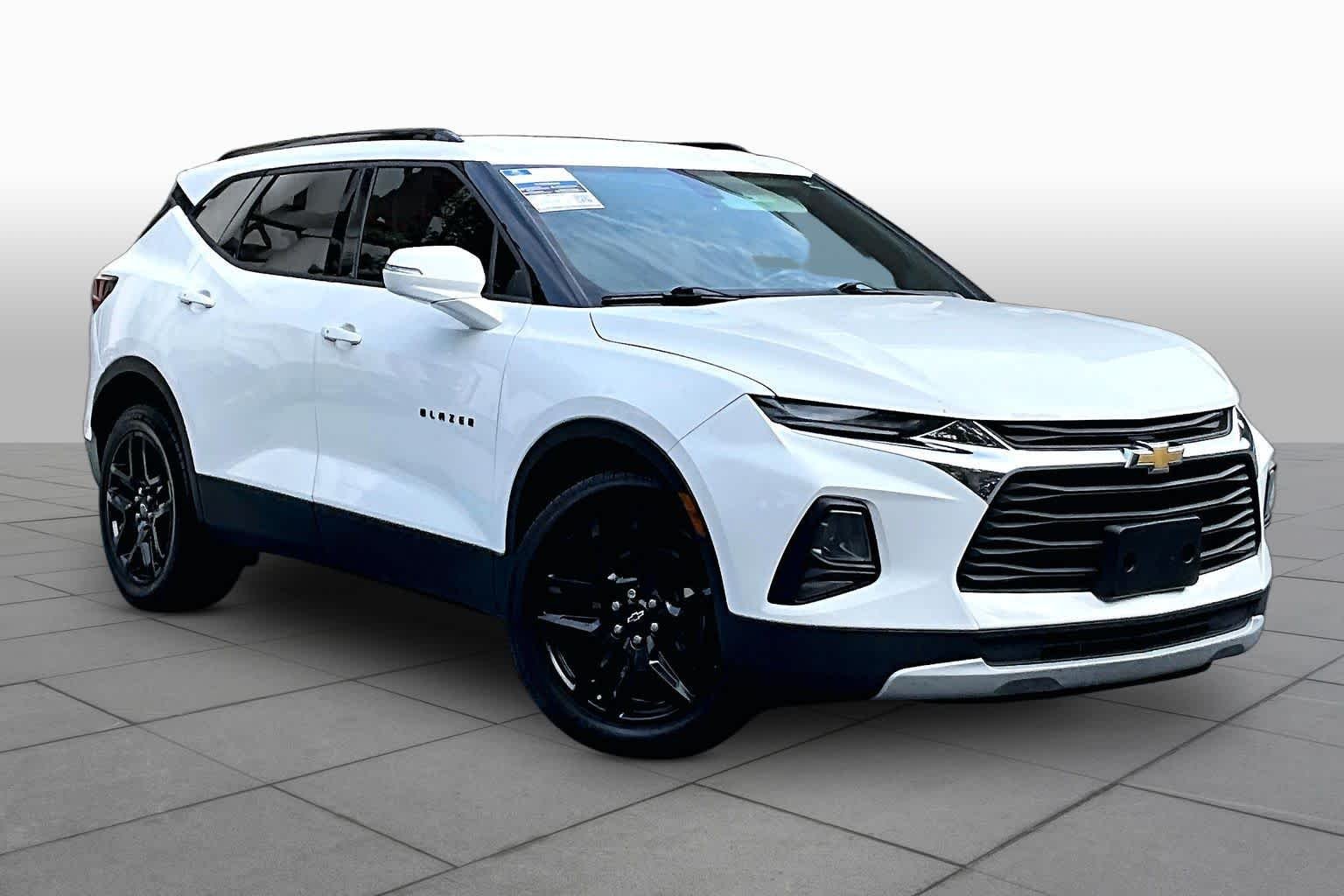 Used 2020 Summit White Chevrolet LT image 3