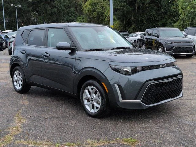 Used 2025 Gray Kia LX image 3