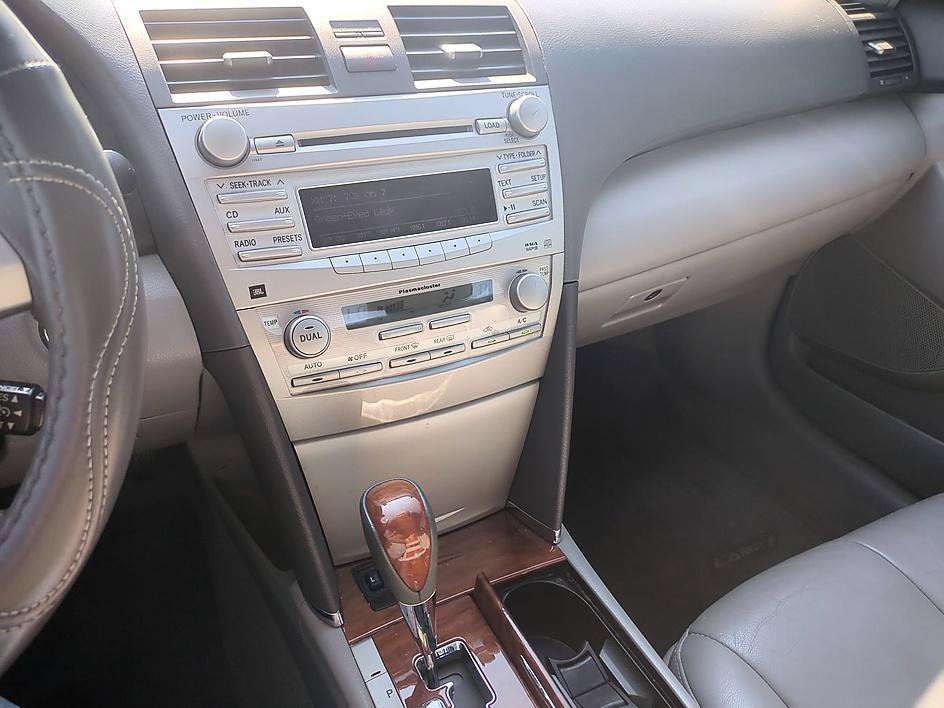 Used 2010 Magnetic Gray Metallic Toyota XLE image 19