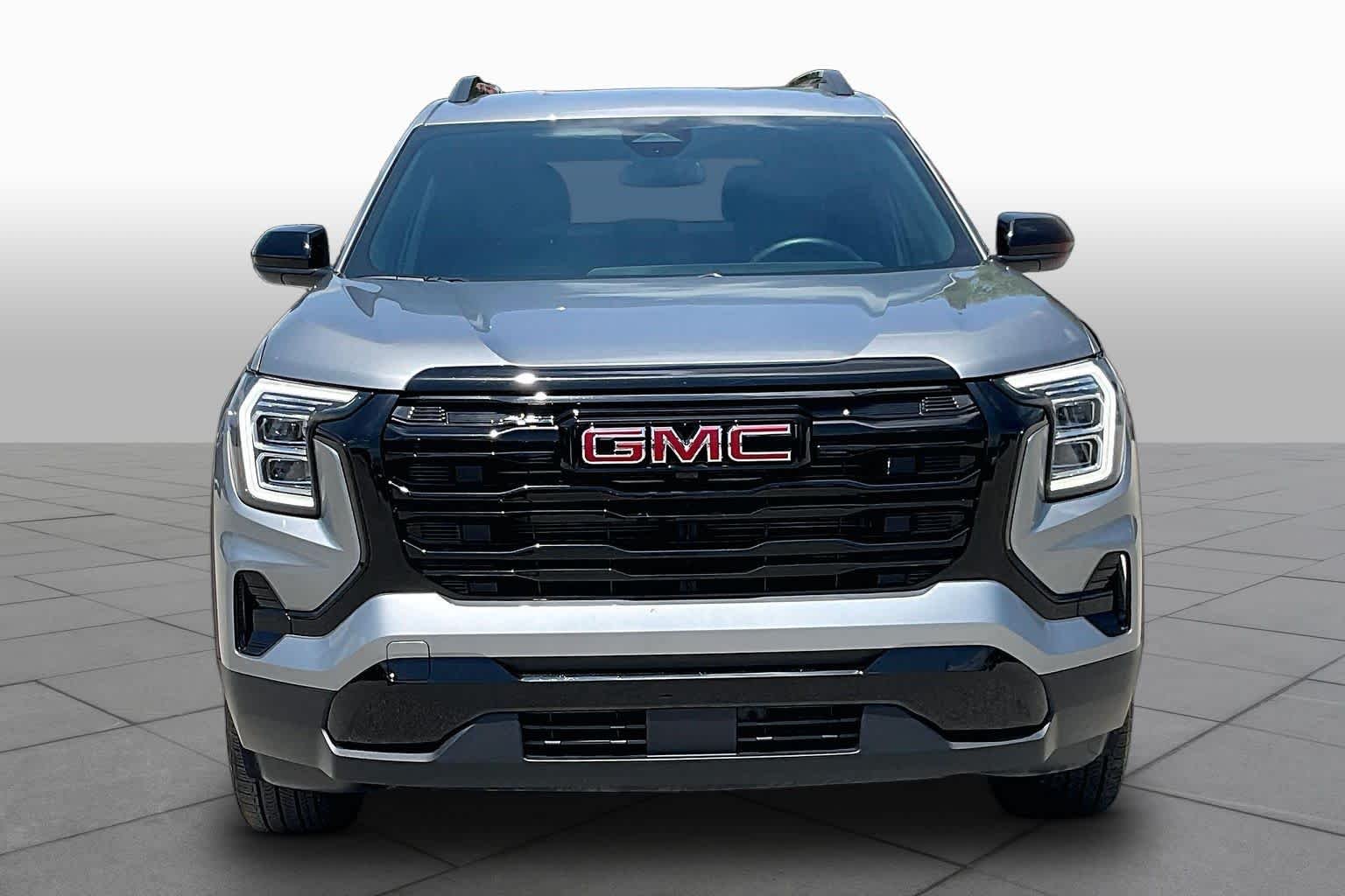 Used 2026 Sterling Metallic GMC AWD Elevation image 4