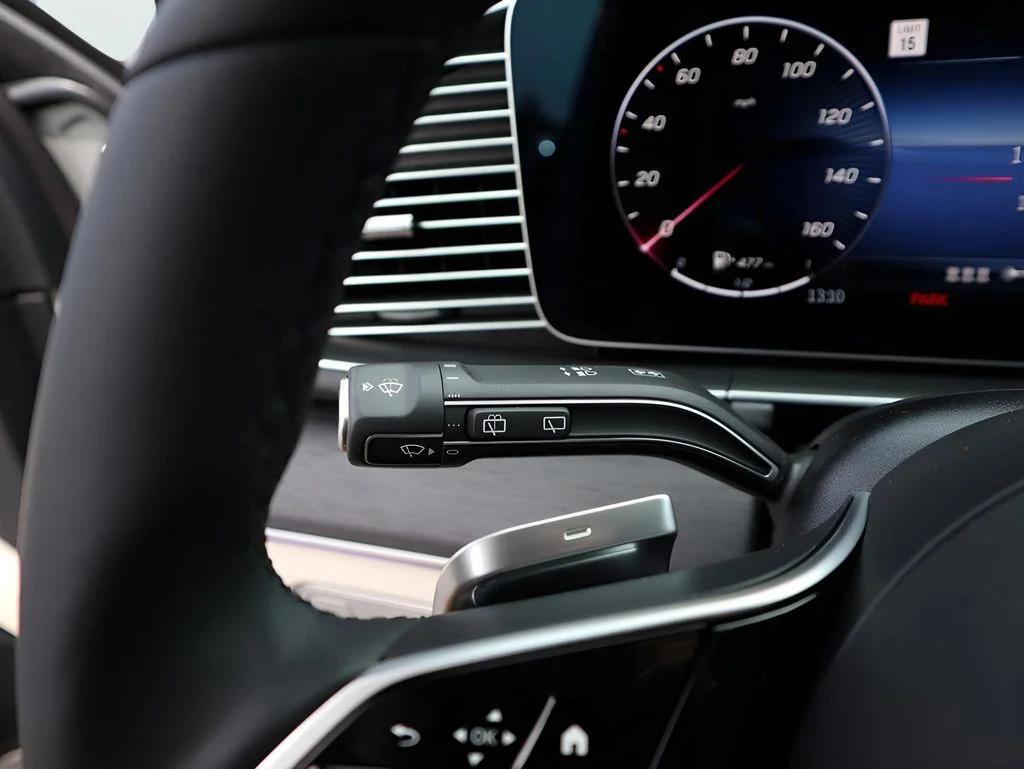 Used 2026 MANUFAKTUR Alpine Gray Mercedes-Benz GLE 450 image 38