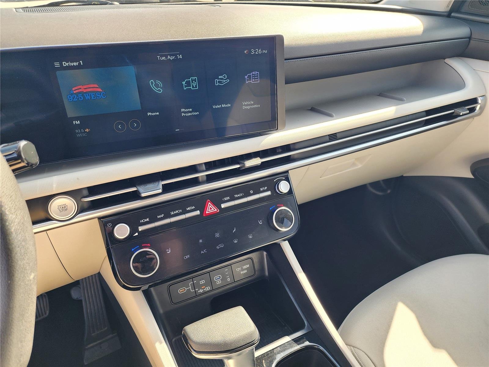 Used 2025 Rockwood Green Hyundai SEL image 10