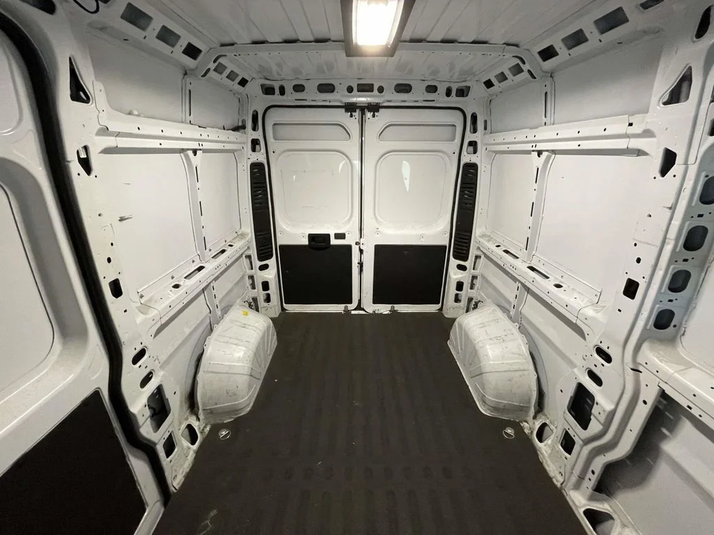 Used 2025 White Ram High Roof image 17
