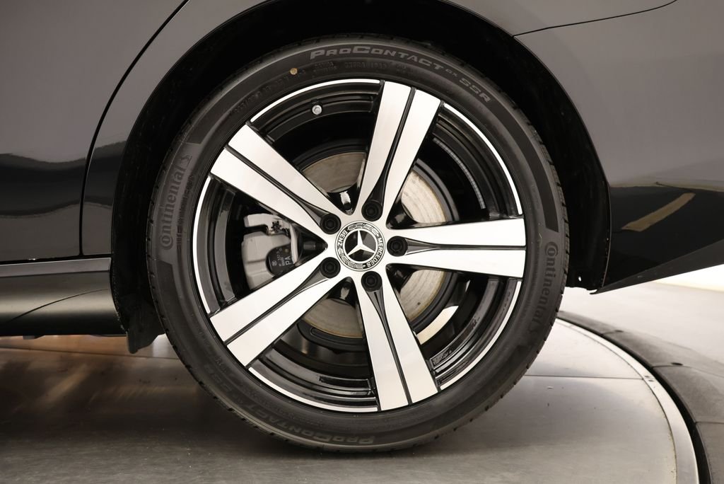New 2026 Obsidian Black Metallic Mercedes-Benz C 300 image 12