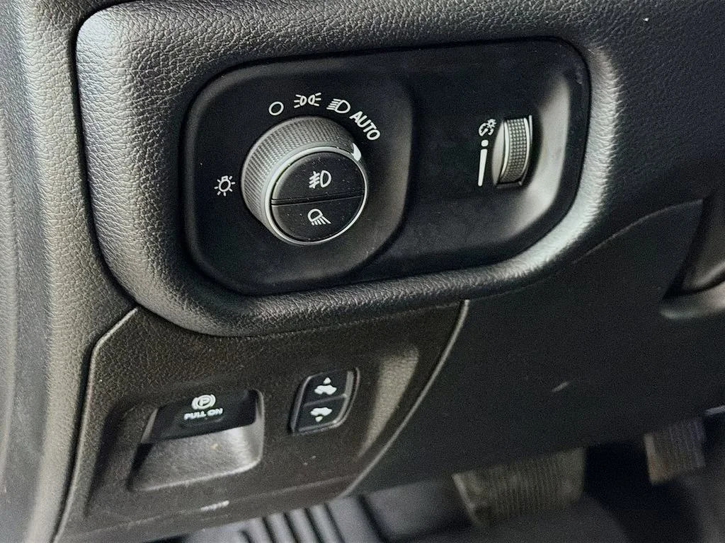 Used 2022  Ram Big Horn image 11