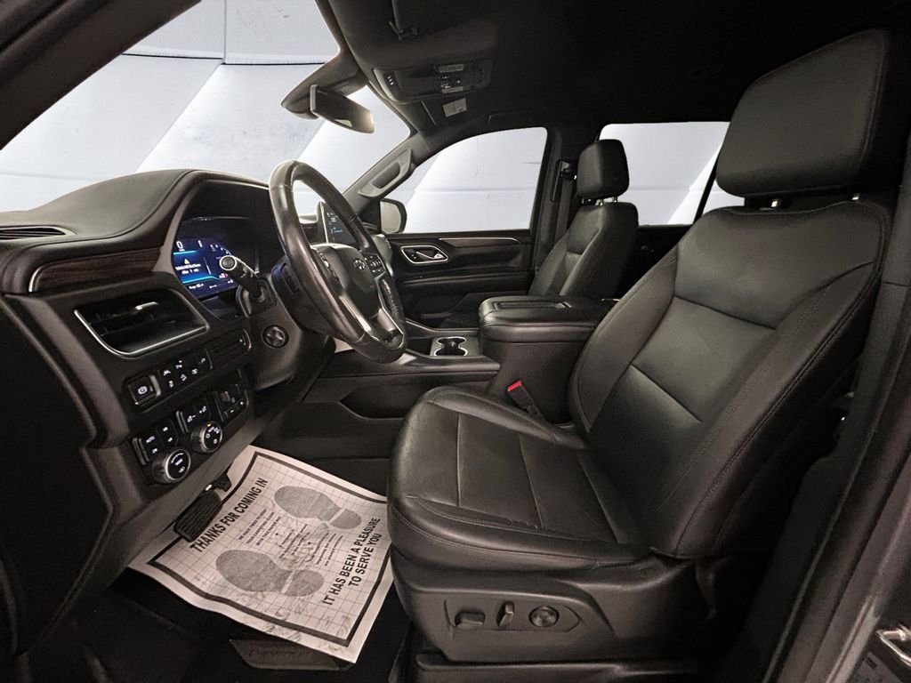 Used 2022 Gray Chevrolet Z71 image 7