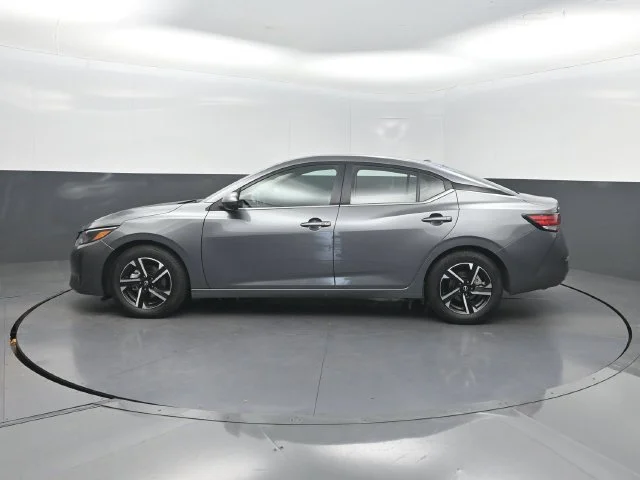 Used 2025 Gray Nissan SV image 3