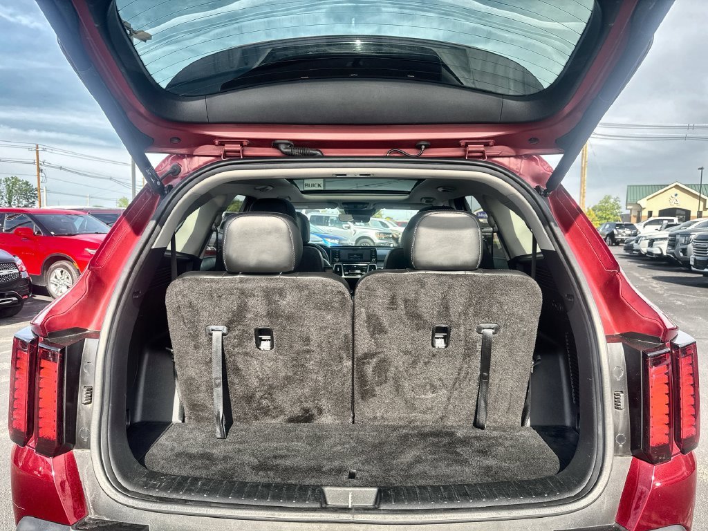 Used 2022 Red Kia X-Line EX image 22