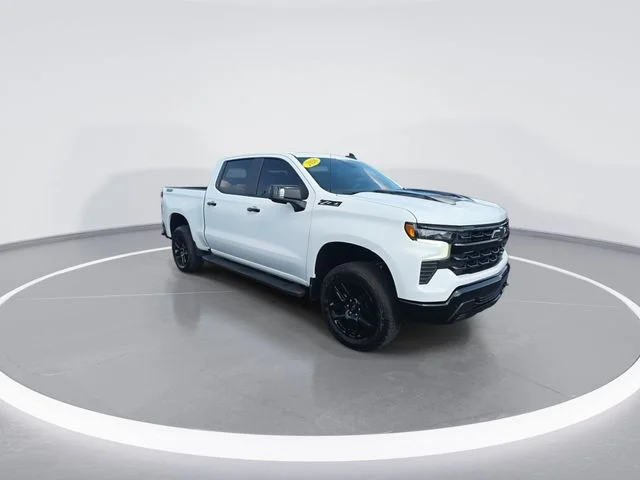 Used 2026 White Chevrolet LT Trail Boss image 2