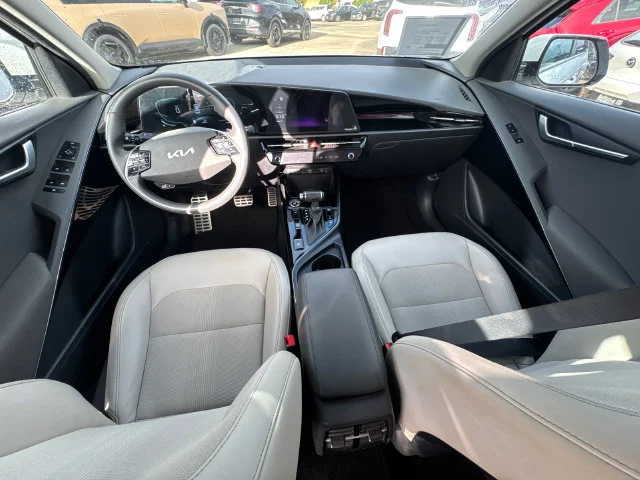Certified Used 2025 White Kia EX Touring image 17