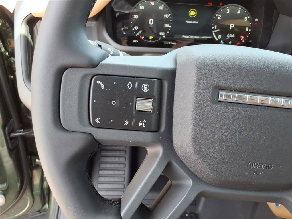 New 2026 Woolstone Green Metallic Land Rover S image 15