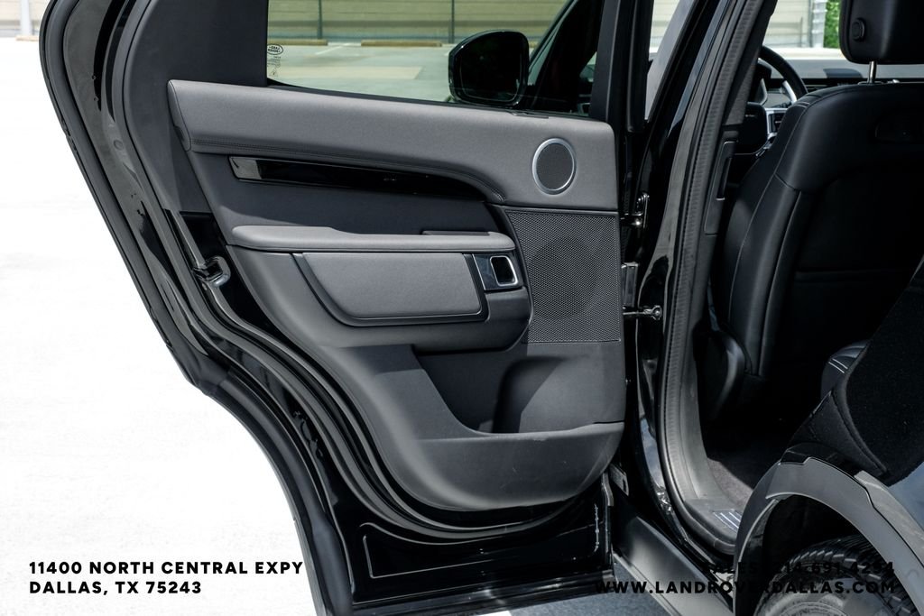 Used 2025 Black Land Rover S image 57