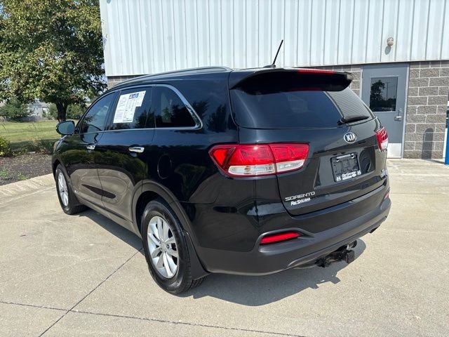 Used 2018 Black Kia LX image 8