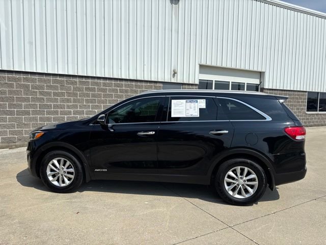 Used 2018 Black Kia LX image 9