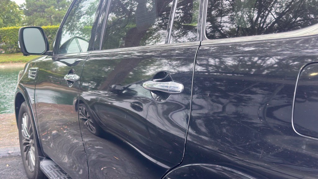 Used 2019 Black Obsidian INFINITI LUXE image 14
