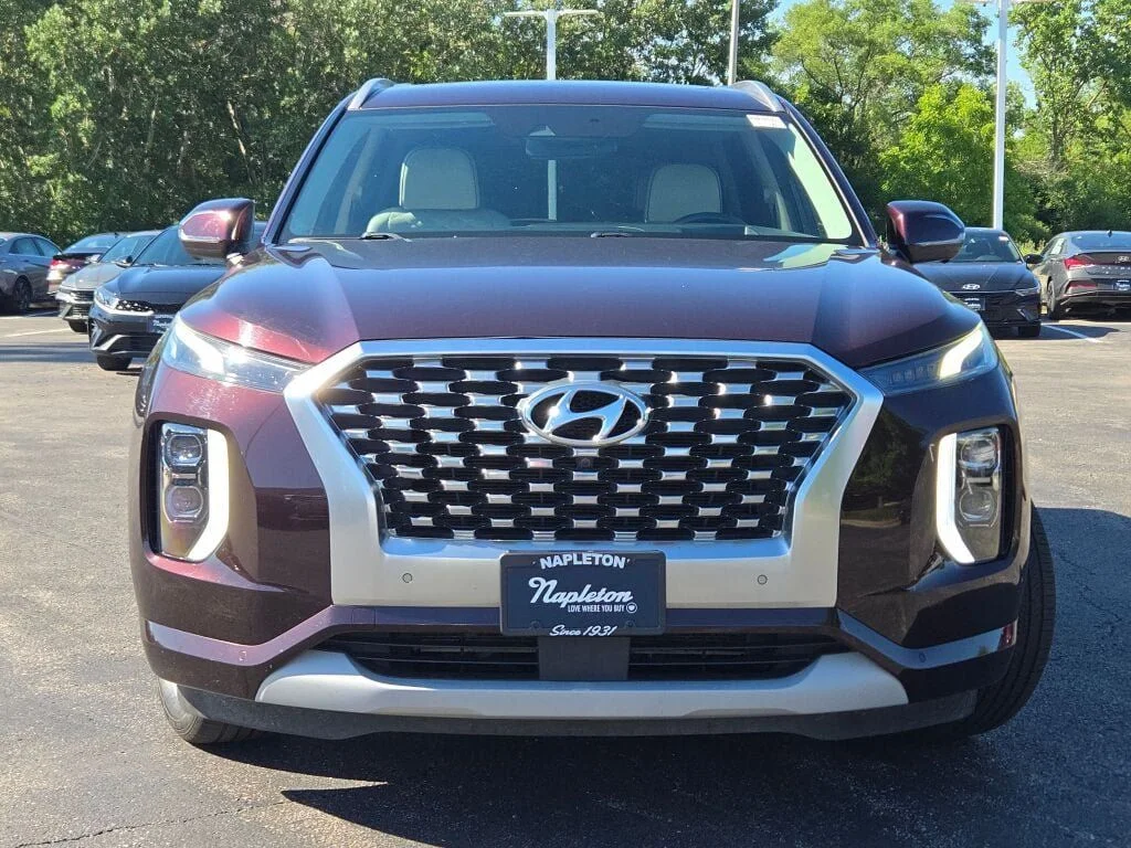 Used 2021 Red Hyundai Limited image 4
