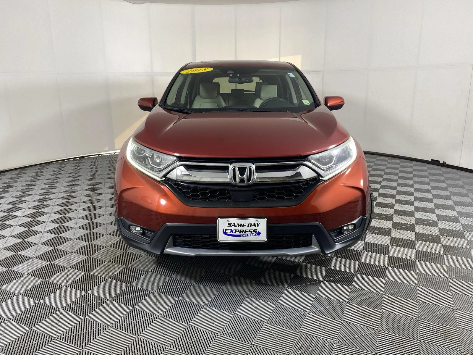Used 2018 Sandstorm Metallic Honda EX-L image 2
