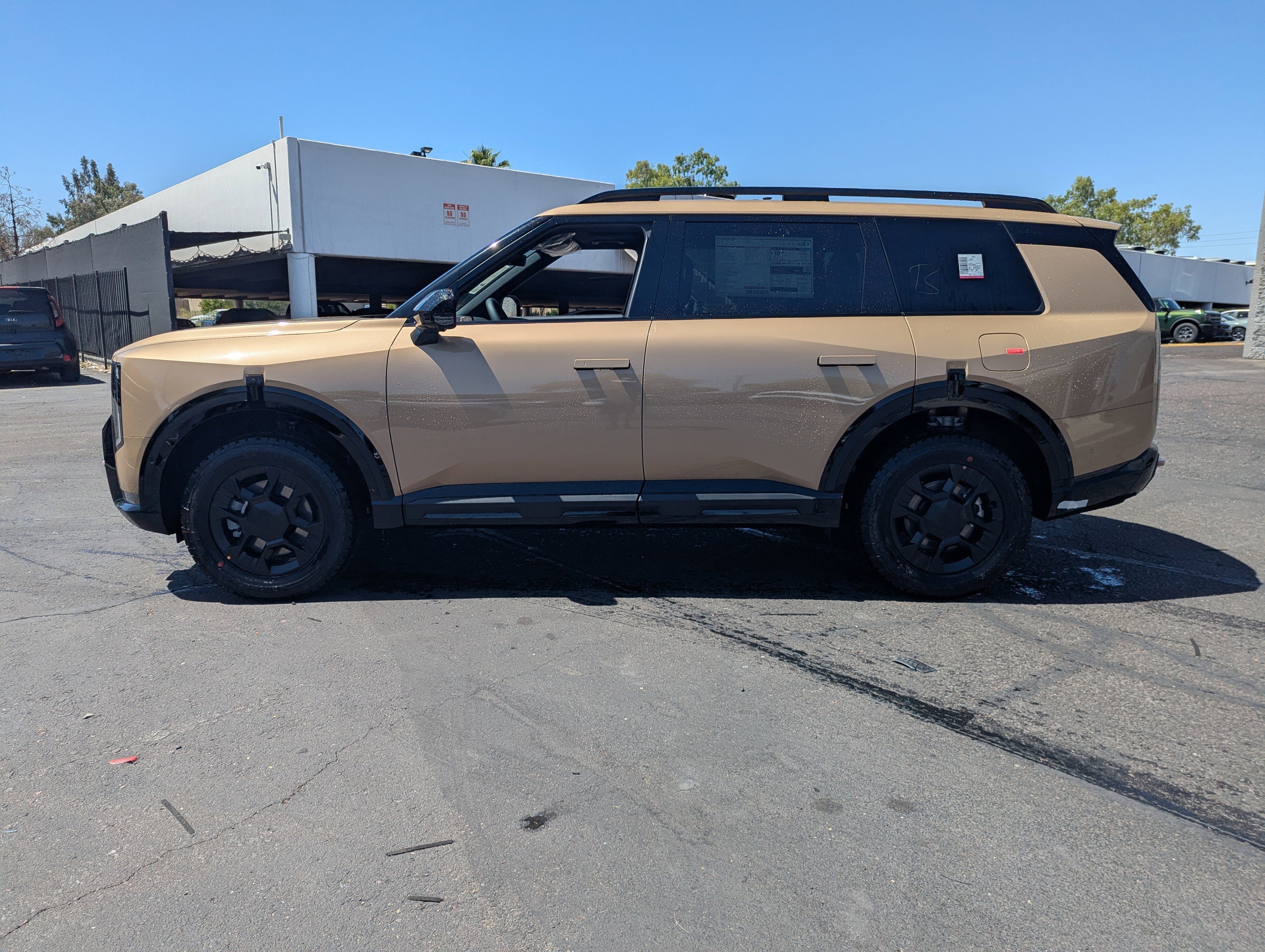 New 2027 Terrain Brown Kia X-Line SX image 5
