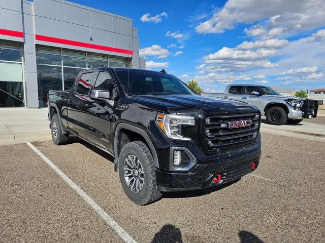 Used 2022  GMC AT4 image 5