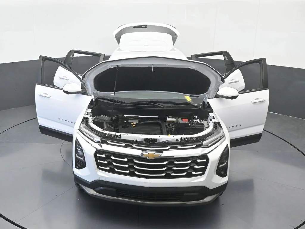 Used 2025 Summit White Chevrolet LT image 75